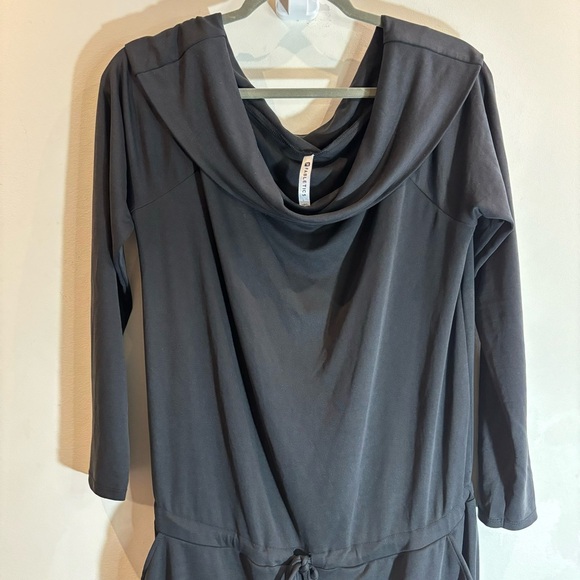 FABLETICS Sz L Tess Off Cowl Neck Off Shoulder Jersey Knit Long Sleeve Jumpsuit - Picture 4 of 7